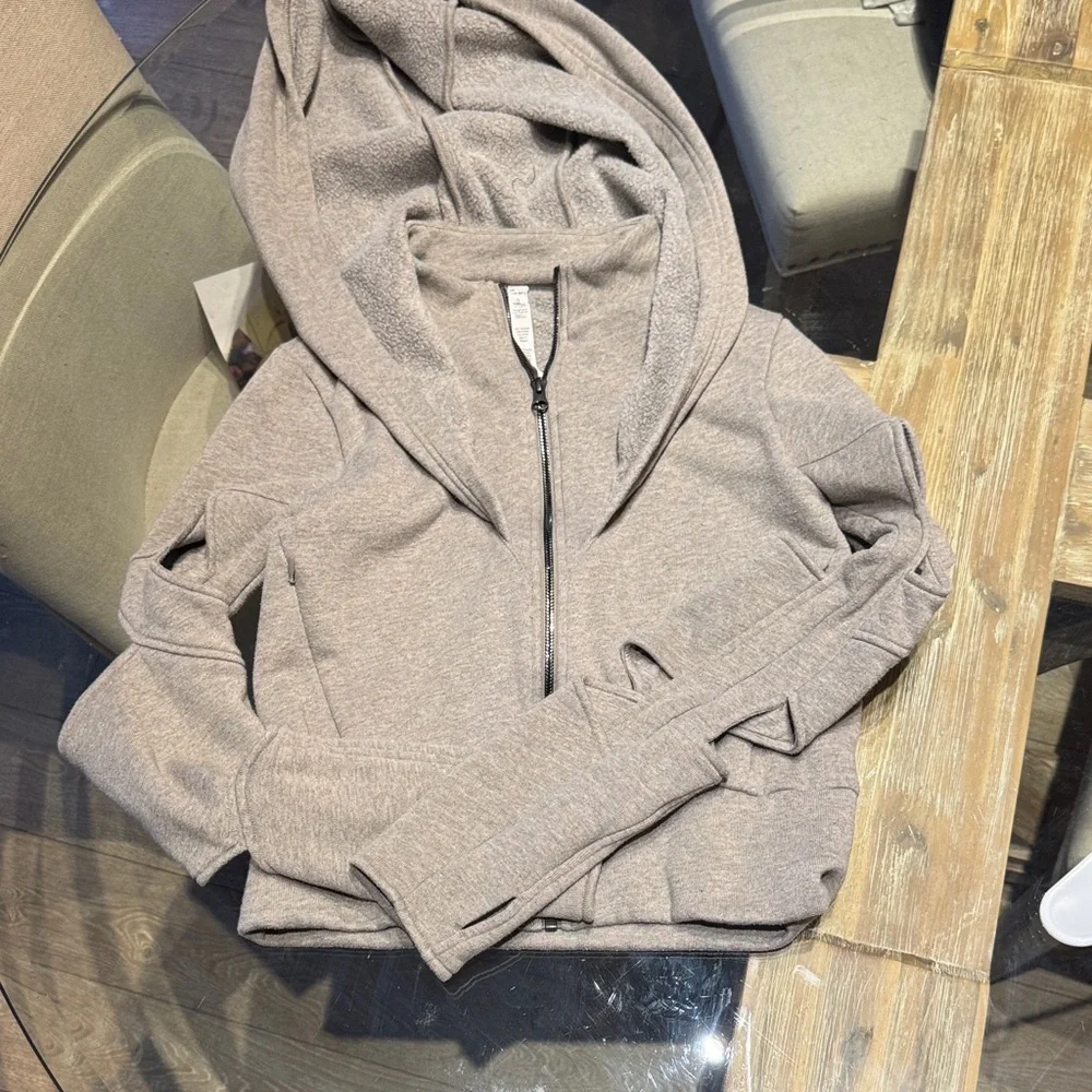 ALO YOGA BEIGE Cut Out Long Sleeve Zip Hoodie - Picture 4 of 6